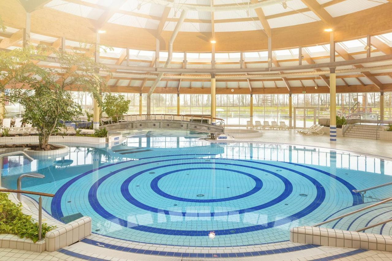 Fewo Mit Terrasse, Gratis Nutzung Vom Ahoi Erlebnisbad Und Sauna In Sellin - Haus Blick Zur See Fewo 13 Goehren  Exterior foto